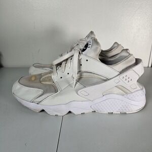 Nike By You Air Huarache Triple White FD9781‎ 900 Men's Size 12 Flaw